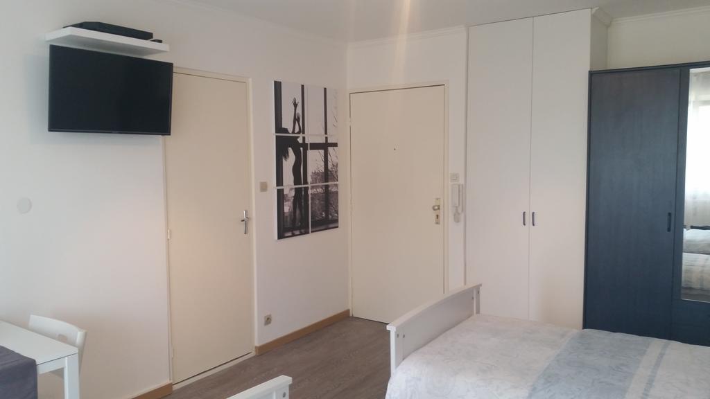 Studios Near Basel Airport Сен-Луї Номер фото